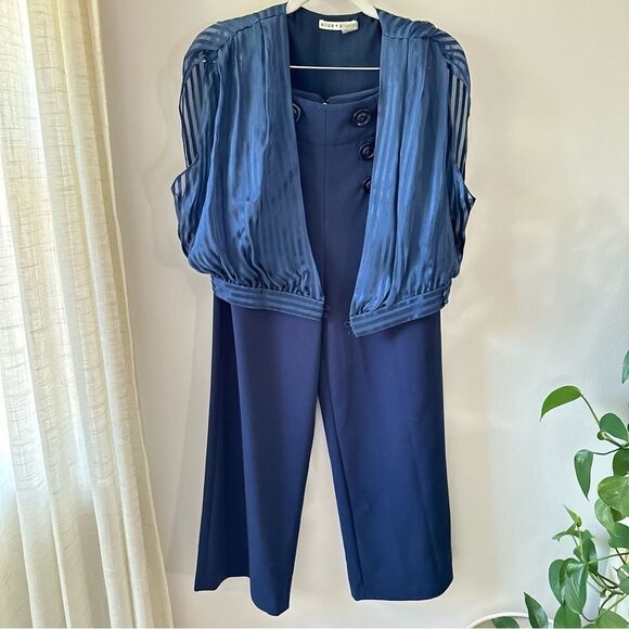 Alice + Olivia Two Piece Set - Picture 2 of 10